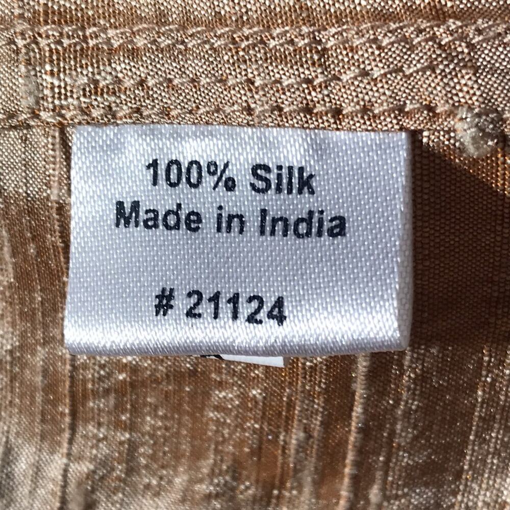Travel Smith Gold Pure Silk Blouse. L - Picture 3 of 4